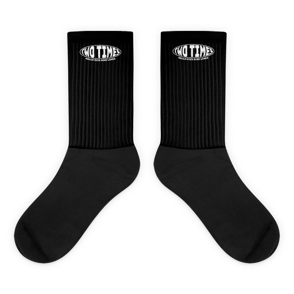 Inverted Circuit Socks